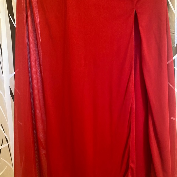 Evening Gown/Prom dress/Bridesmaid *UNALTERED* - Picture 11 of 11